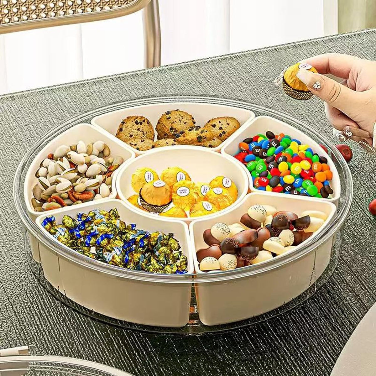 Divided Serving Tray with Lid,Fruit Veggie Platter,6 Compartment Snack Tray