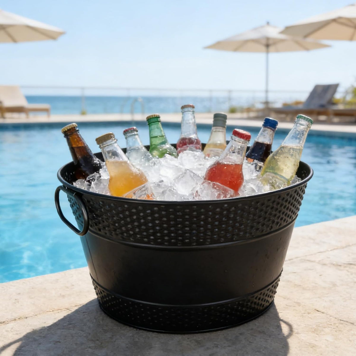 Beverage Tub Large Ice Bucket for Party, Thick Metal Galvanized Tub Drink Buckets, Beverage Bucket with Handles, Drink Bucket for Indoor & Outdoor Parties (1PC Black)