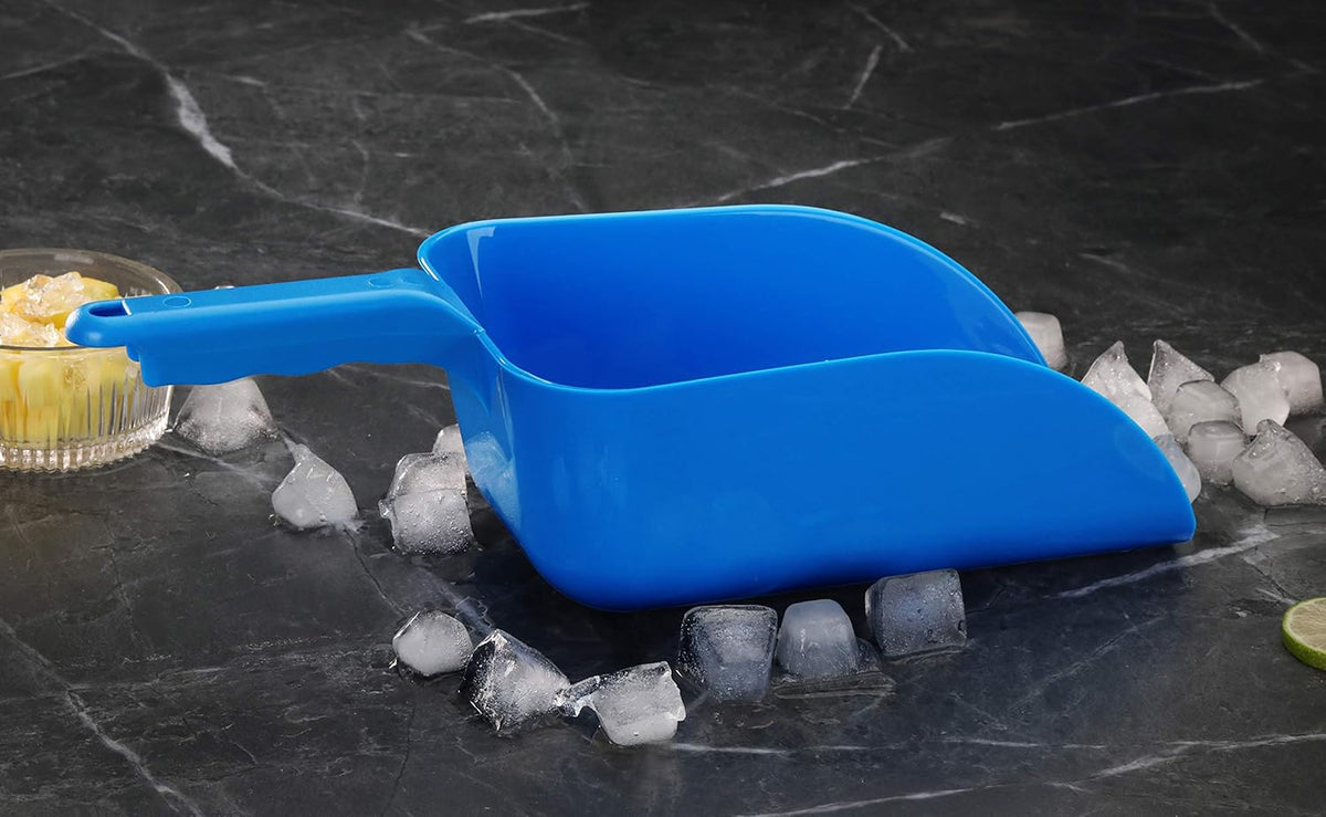 New Star Foodservice Polycarbonate Plastic Utility Ice Scoop, Blue, 64 oz